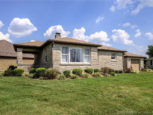 House for sale in New Albany, Indiana
