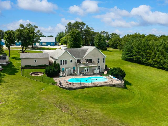 House for sale in Aledo, Illinois
