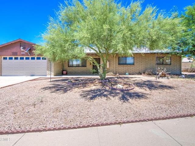 House for sale in Apache Junction, Arizona