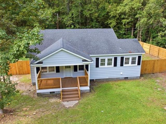 House for sale in Burgaw, Pender County