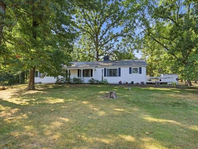 House for sale in Neosho, Missouri