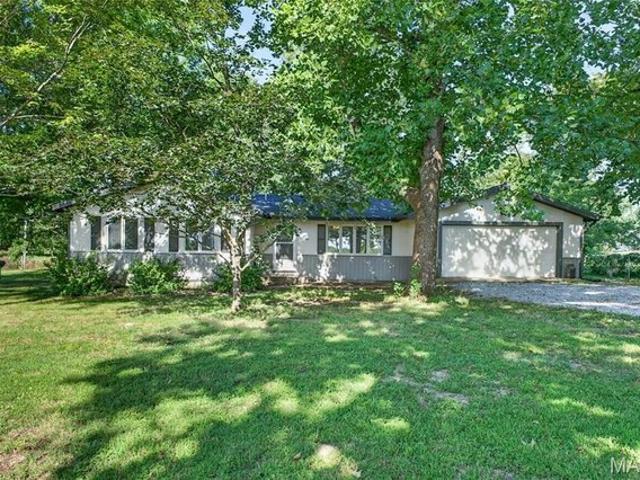 House for sale in Laclede, Missouri
