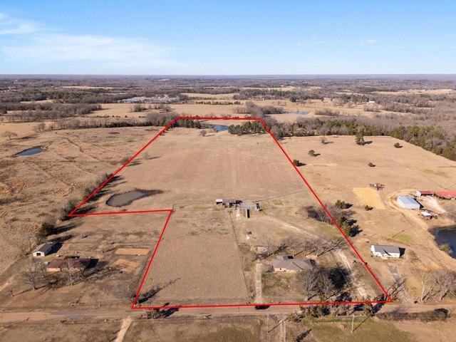 Farm for sale in Titus, Texas