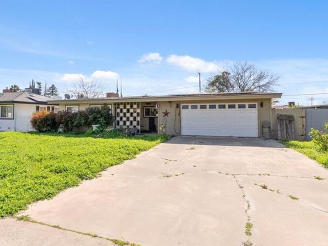 House for sale in Tulare, California