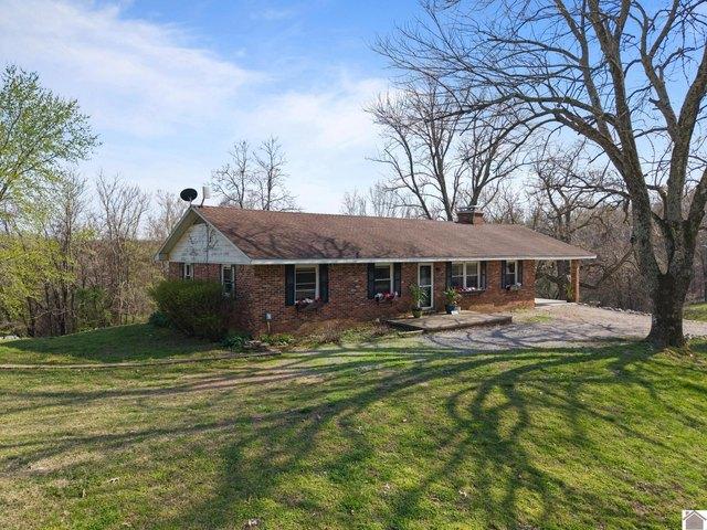 House for sale in Kuttawa, Kentucky