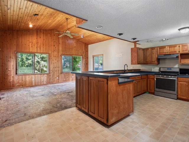 House for sale in Shoreview, Ramsey County