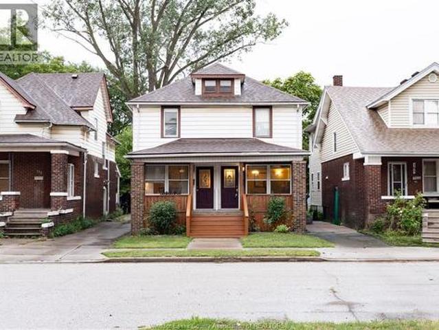 House for sale in RiverWest, Windsor