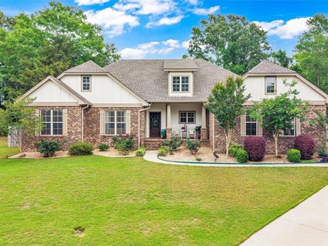 House for sale in Elmore, Alabama