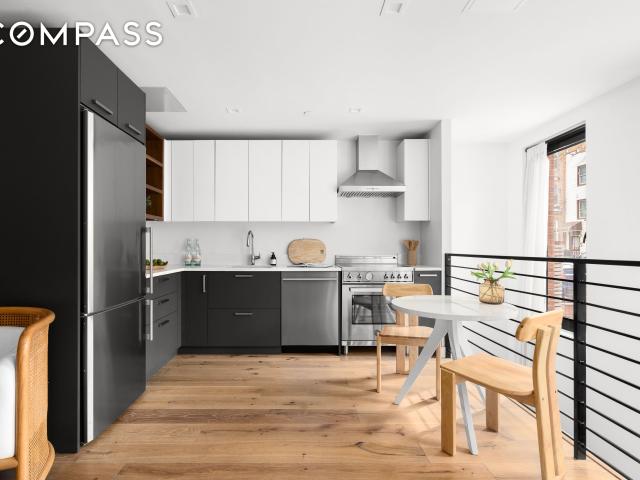 Condo for sale in Arverne, New York