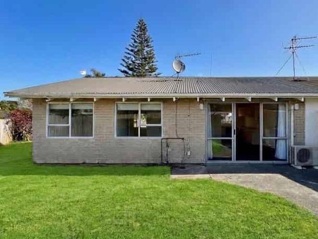 House for rent in Owhata, Oroua County