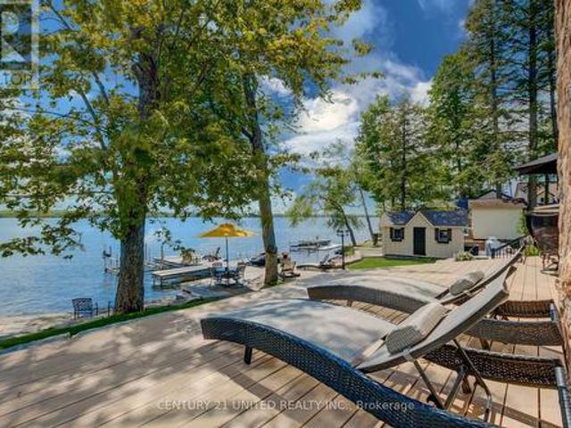 House for sale in Methuen, Ontario