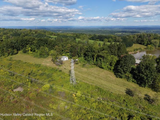 House for sale in Hannacroix, New York