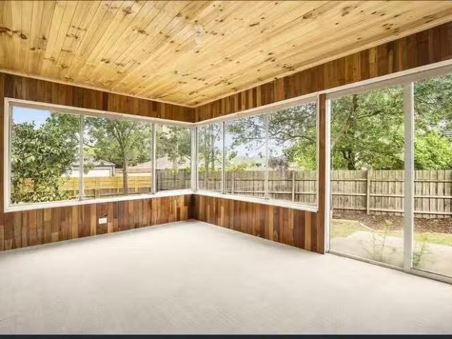 House for rent in Burwood
