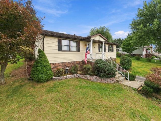 House for sale in Ridge View, East Huntingdon Township