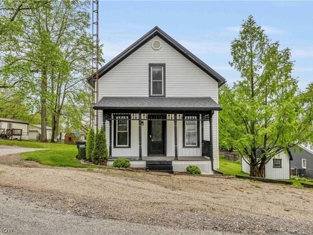House for sale in Fredericksburg, Ohio