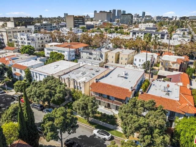 House for sale in Beverly Hills, Los Angeles County