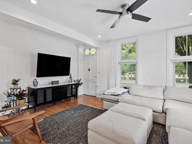 Townhouse for sale in Lambertville, New Jersey