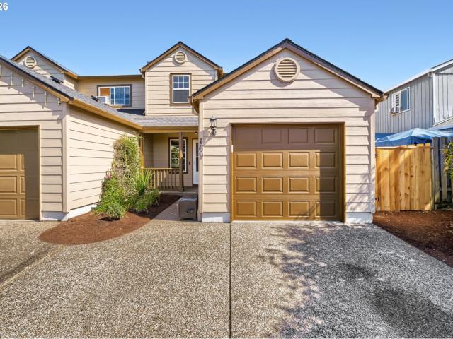 House for sale in Oregonia
