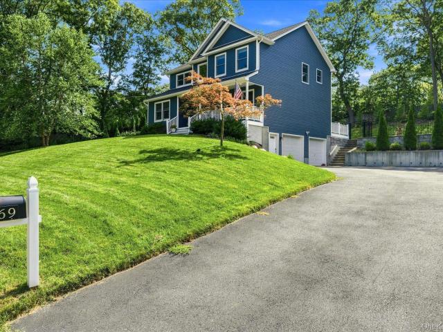 House for sale in Wading River, New York