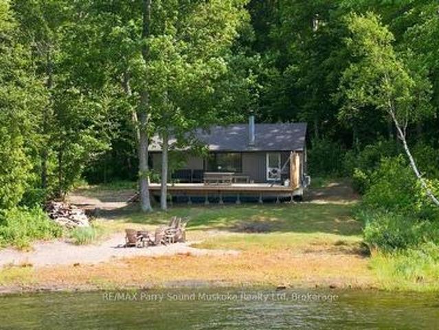 House for sale in Parry Sound, Ontario