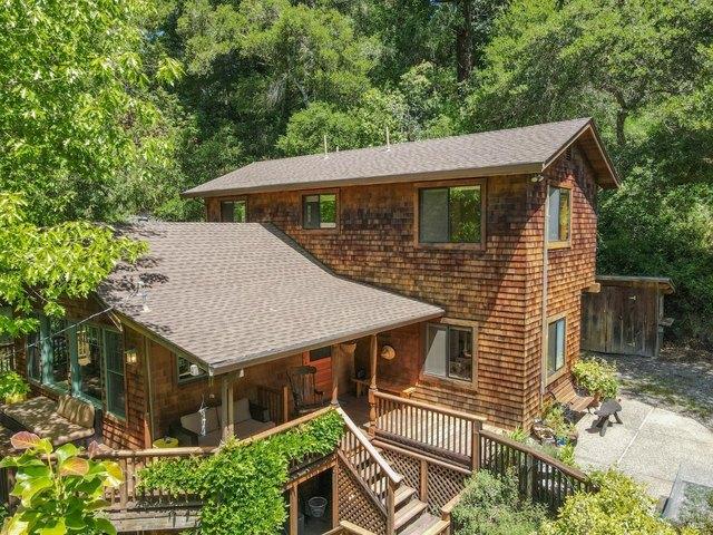 House for sale in Forest Knolls, California