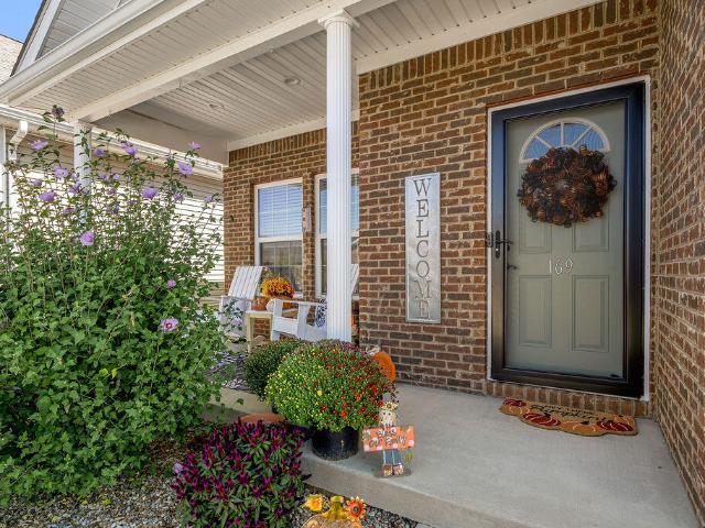 House for sale in Versailles, Woodford County
