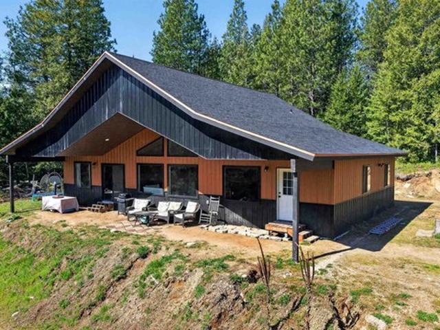 House for sale in Newport, Washington