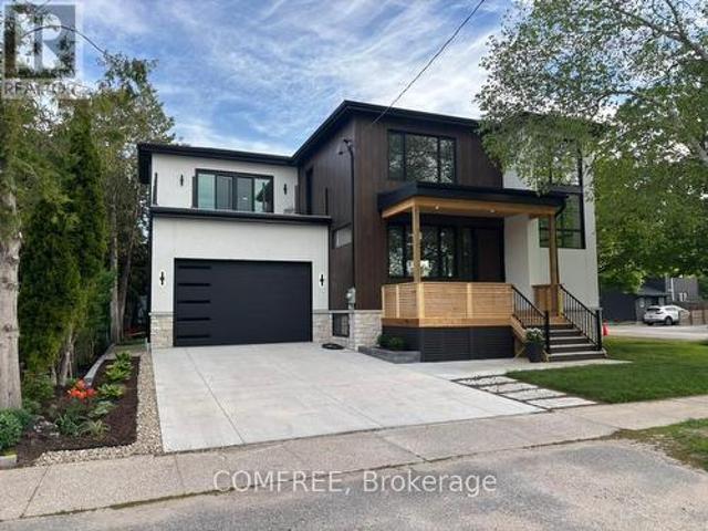 House for sale in Collingwood, Central Ontario