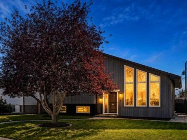 House for sale in Silver Springs, Calgary