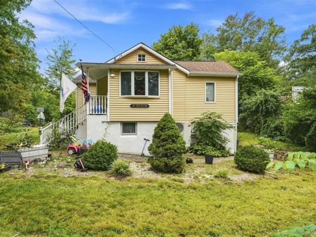 House for sale in Putnam Valley, New York