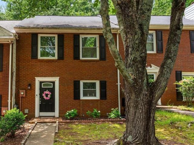 Townhouse for sale in Roswell, Fulton County