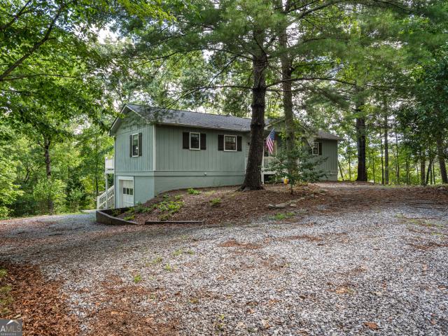 House for sale in Hiawassee, Towns County