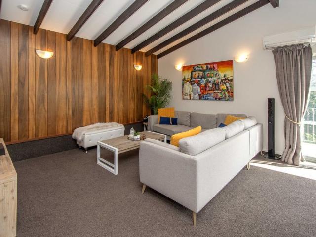 Apartment for rent in Chaslands, Canterbury