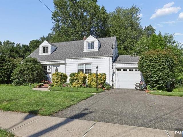 House for sale in Radburn, Fair Lawn