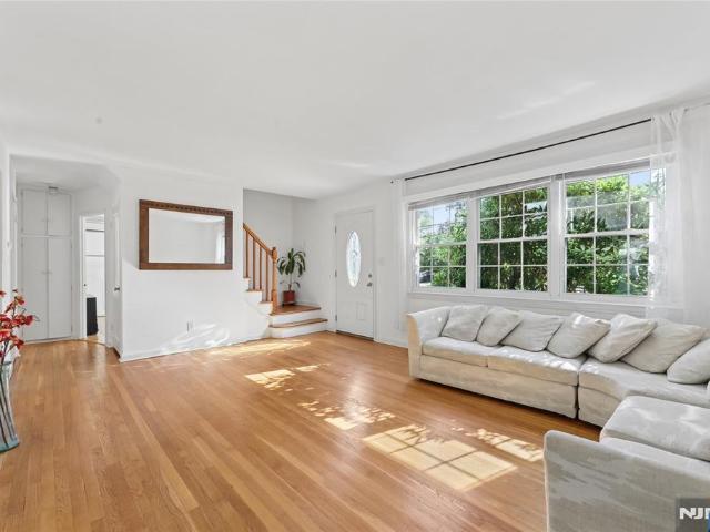 House for sale in Radburn, Fair Lawn