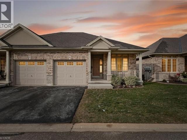 Townhouse for sale in Dunnville, Ontario