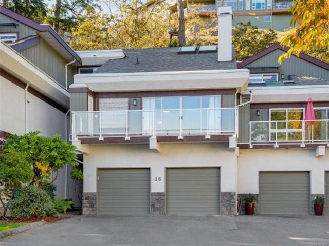 House for sale in Royal Oak, Saanich