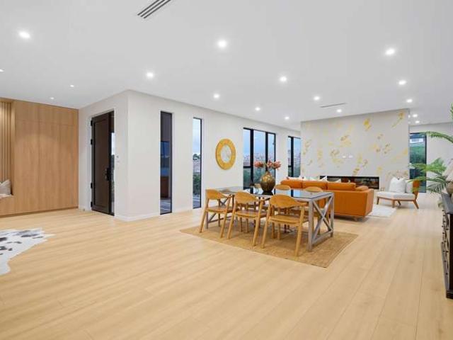House for sale in Oratia