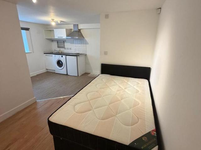 Apartment for rent in Huddersfield, Kirklees