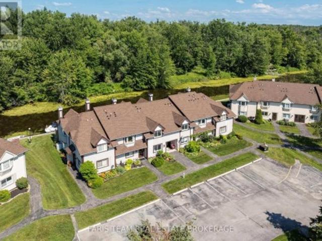 Townhouse for sale in Ramara, Ontario