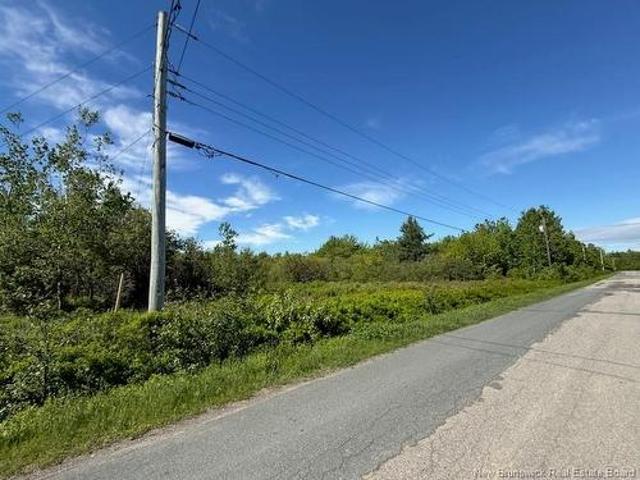 Land for sale in Paroisse de Caraquet, Ville de Caraquet