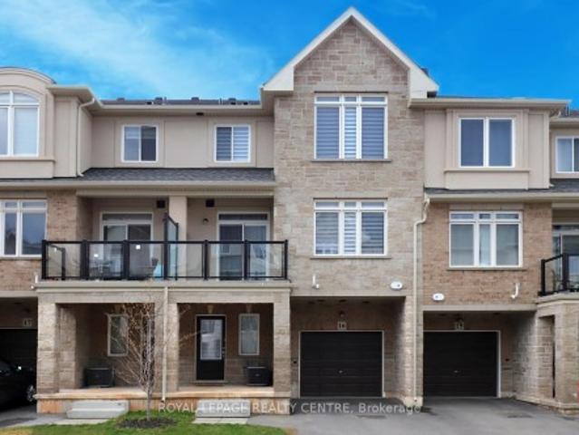 Townhouse for rent in Ancaster, Ontario