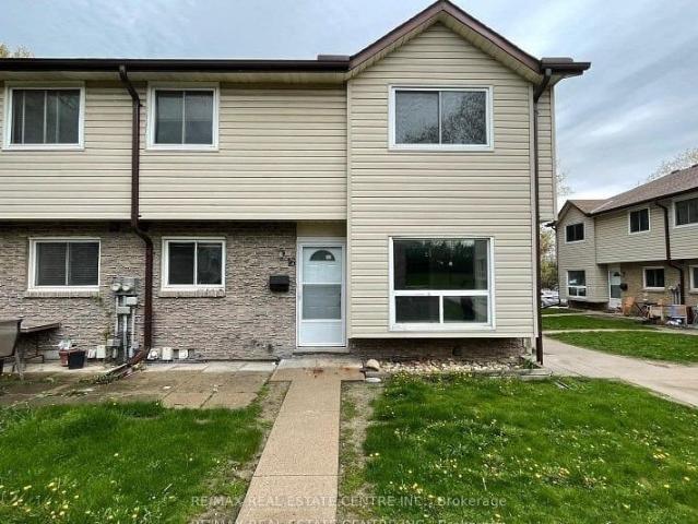 House for rent in Waterloo, Southwestern Ontario
