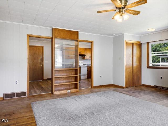 House for sale in Chestertown, New York