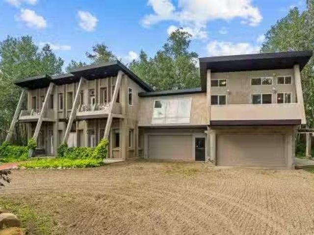 House for sale in Alberta