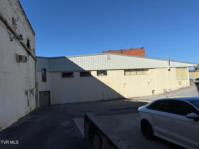 Commercial for sale in Tennessee