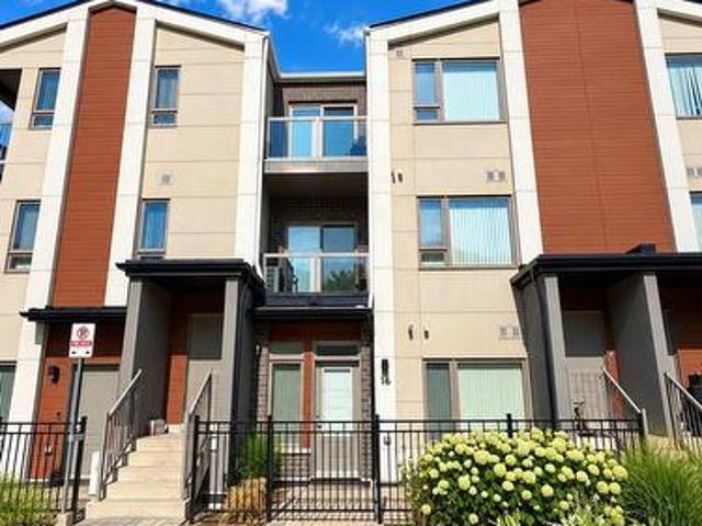 Townhouse for rent in Scarborough North, Toronto
