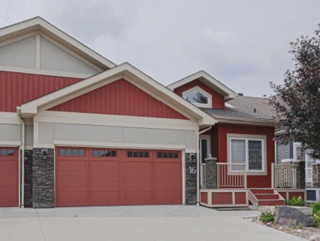 Townhouse for sale in Wedgewood, Alberta