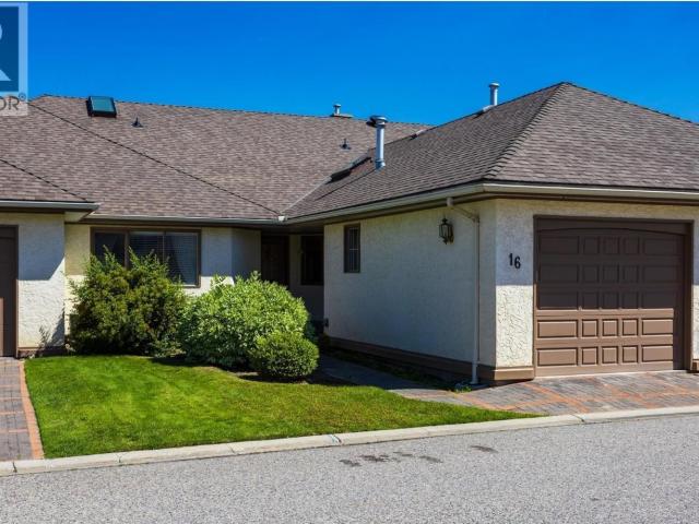 Townhouse for sale in Winfield, British Columbia