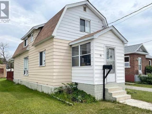 House for sale in Sault Sainte Marie, Ontario